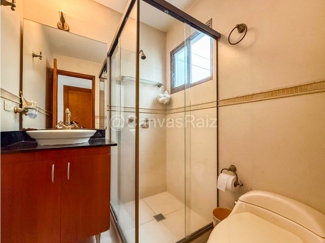 Casa de 5 alcobas en venta en Cumbres, Envigado, 278 m² · foto 15 de 22