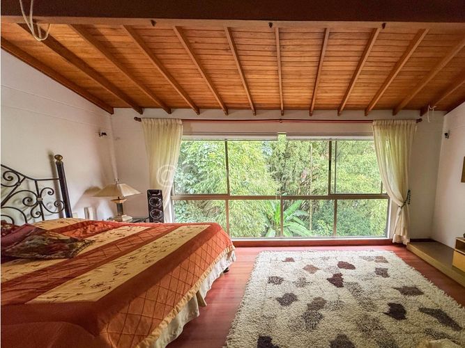 Casa de 5 alcobas en venta en Cumbres, Envigado, 278 m² · foto 16 de 22