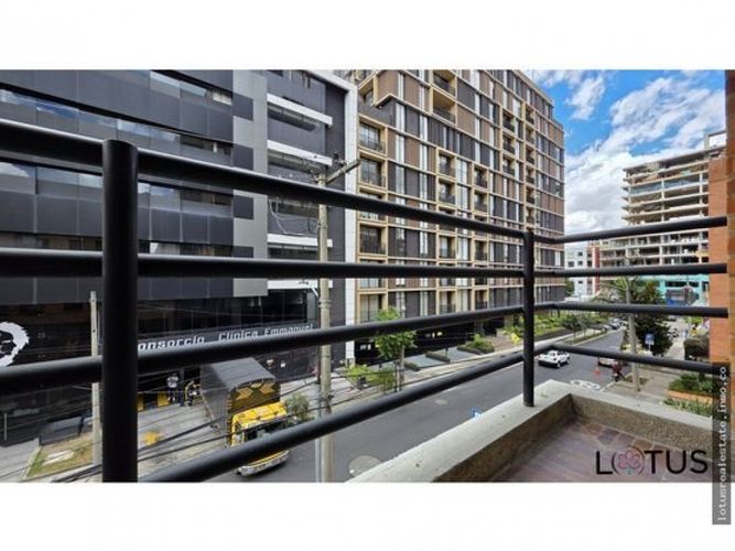 Apartaestudio en venta en Santa Barbara Oriental, Bogotá, 47 m² · foto 2 de 24