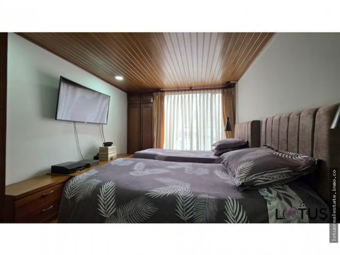 Apartaestudio en venta en Santa Barbara Oriental, Bogotá, 47 m² · foto 8 de 24