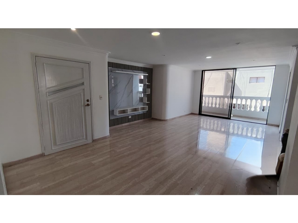 Apartamento en venta en Riomar, Barranquilla · foto 2 de 16