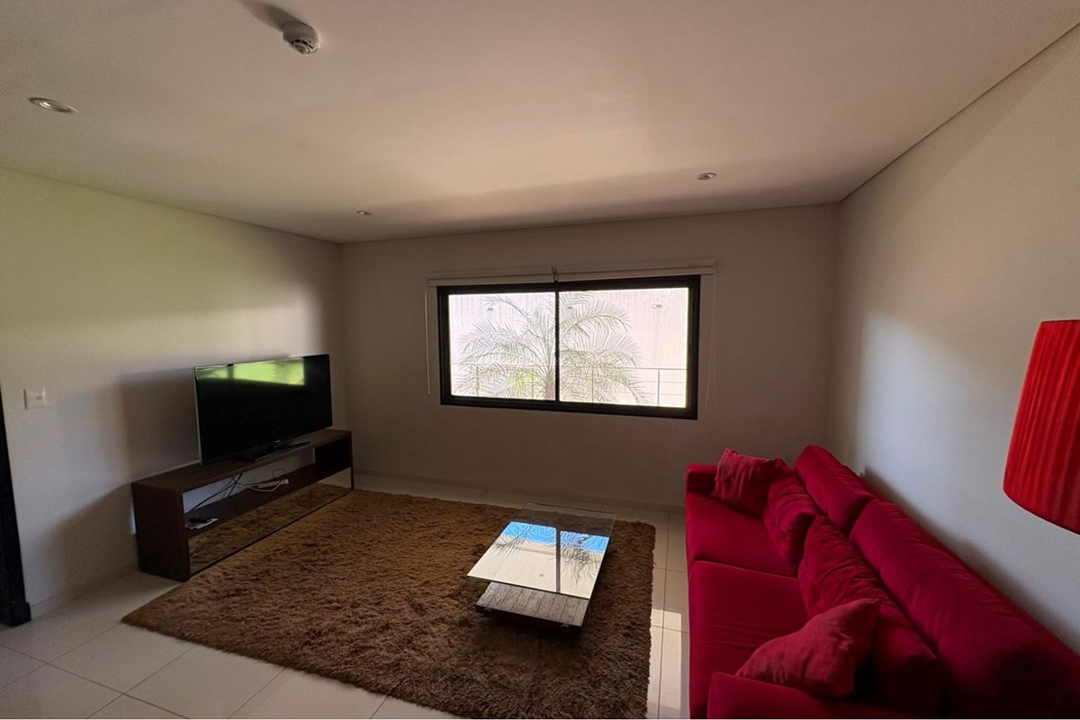 Departamento-Alquiler-Augusto Roa Bastos, Manorá, Asunción — foto 2
