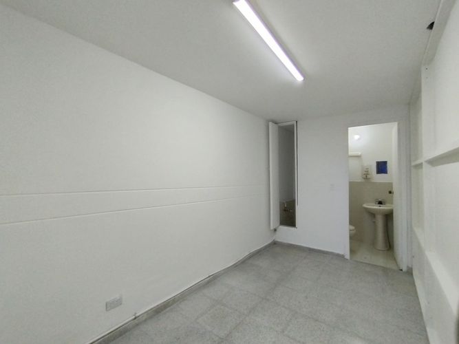 Local en arriendo en Estadio, Medellín, 84 m² · foto 11 de 13