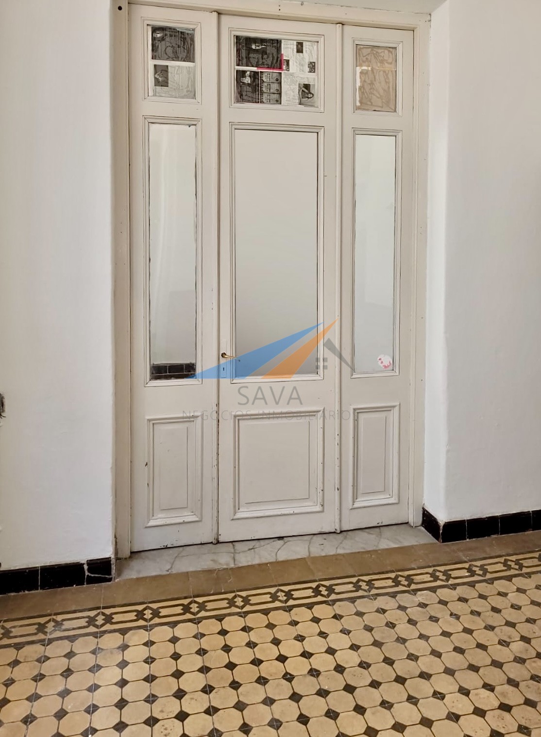 Alquiler Apartamento 3 Dormitorios (Opción 4) en el Centro! Bajos Gastos Comunes. · Foto 1