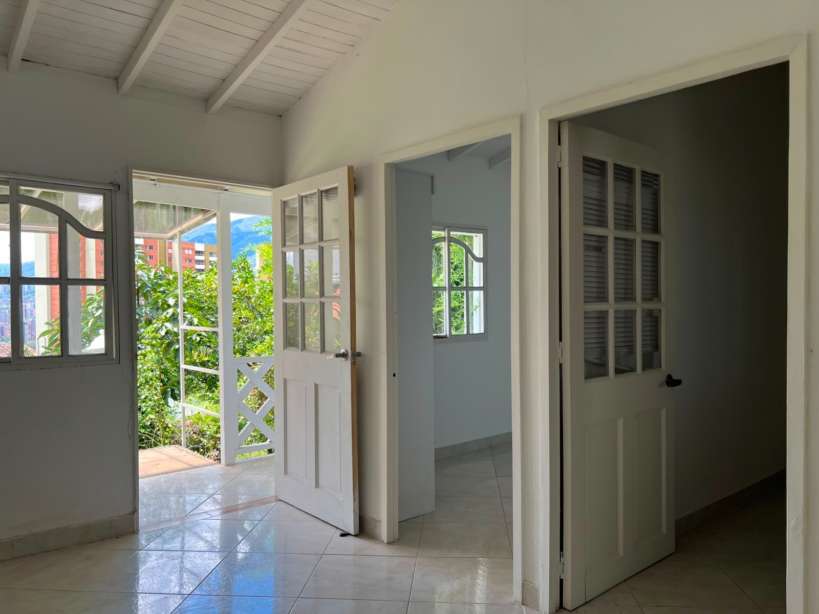 2BR House in Camino Verde (70 m²) - 2