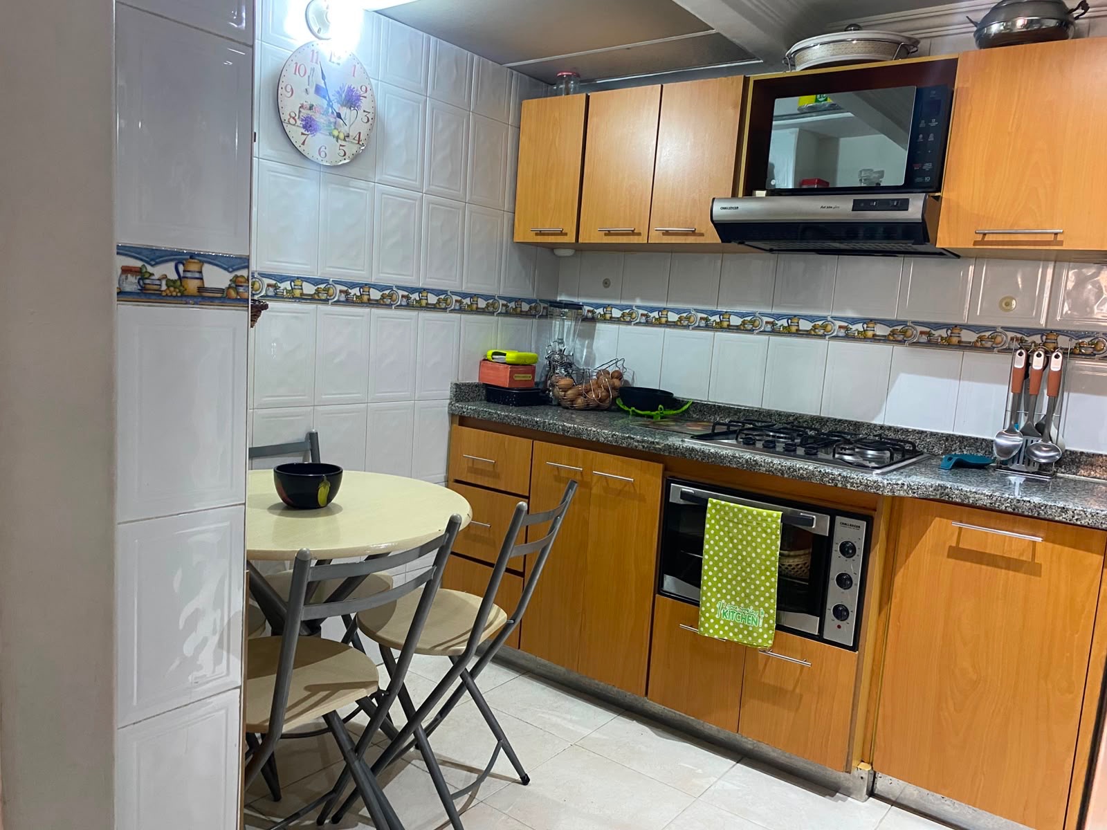 Casa en venta en Hayuelos, Bogotá · foto 8 de 24