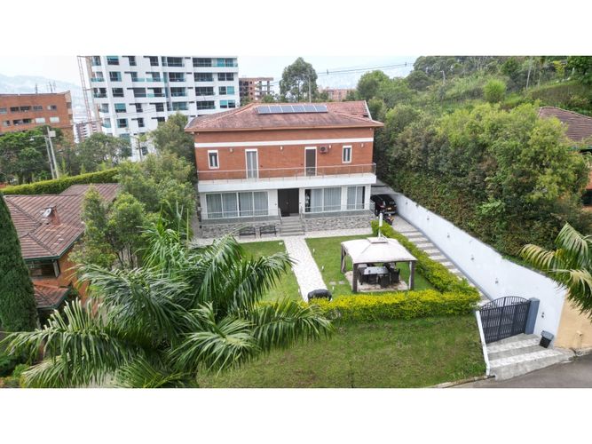 Casa de 5 alcobas en venta en La Doctora, Sabaneta, 550 m² · foto 4 de 24