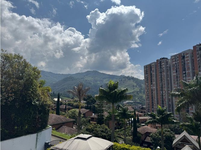 Casa de 5 alcobas en venta en La Doctora, Sabaneta, 550 m² · foto 7 de 24