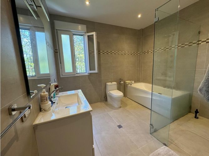 Casa de 5 alcobas en venta en La Doctora, Sabaneta, 550 m² · foto 18 de 24