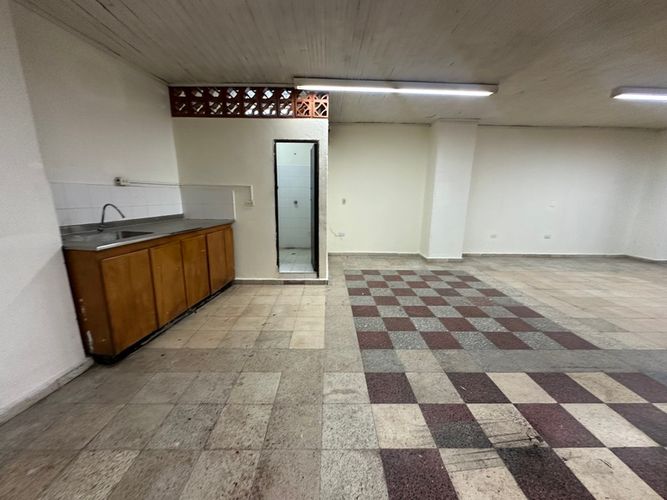 Local en arriendo en Bellavista, Bello, 180 m² · foto 7 de 7