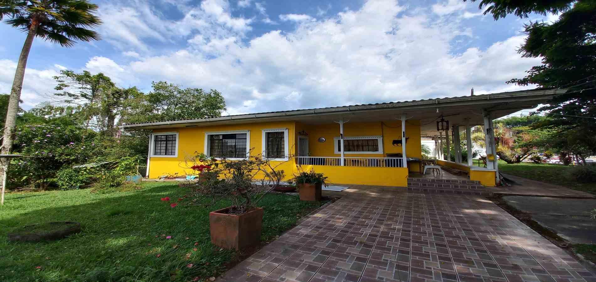 Casa en venta en Tribunas Corcega, Pereira · foto 2 de 23