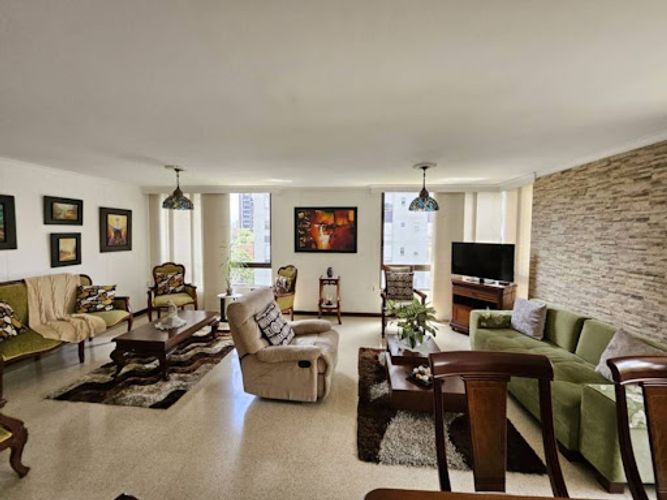 Apartamento de 3 alcobas en arriendo en La Visitación, Medellín, 105 m² · foto 6 de 22