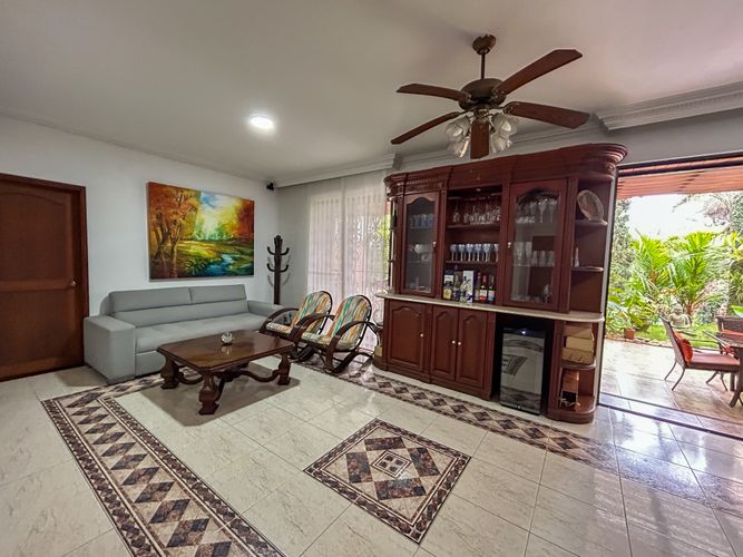 Casa de 4 alcobas en venta en Ciudad Jardin, Cali, 390 m² · foto 9 de 24