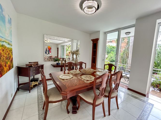Casa de 4 alcobas en venta en Ciudad Jardin, Cali, 390 m² · foto 4 de 24