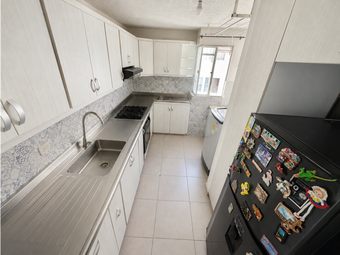 Apartamento de 3 alcobas en venta en Urbanizacion Diamante Ii Etapa, Bucaramanga, 79 m² · foto 2 de 21