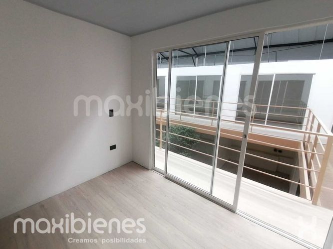 Local en arriendo en Señorial, Envigado, 7 m² · foto 2 de 8