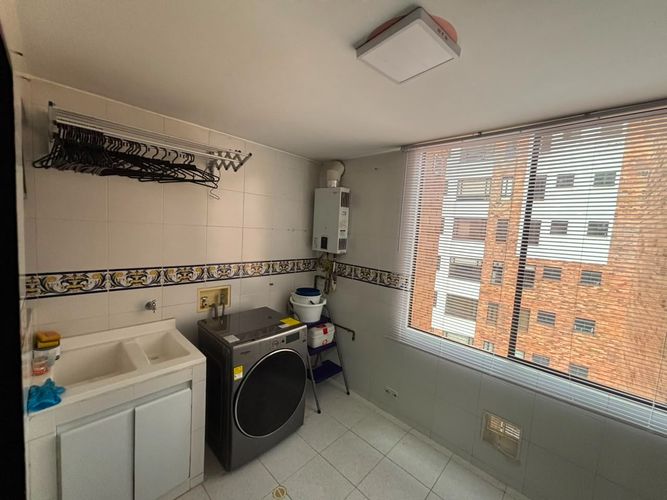 Apartamento de 4 alcobas en venta en Colina Campestre, Bogotá, 140 m² · foto 9 de 24