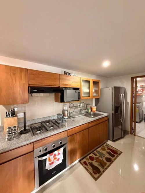 Apartamento de 2 alcobas en arriendo en Aves Maria, Sabaneta, 86 m² · foto 2 de 18
