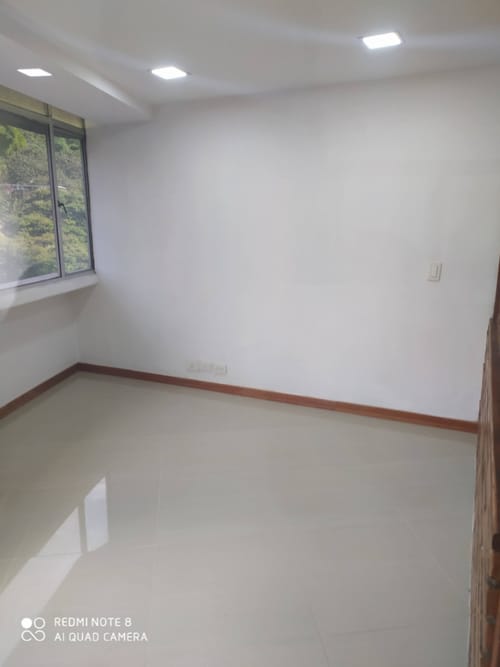Oficina en arriendo en Villa Carlota, Medellín, 60 m² · foto 8 de 15