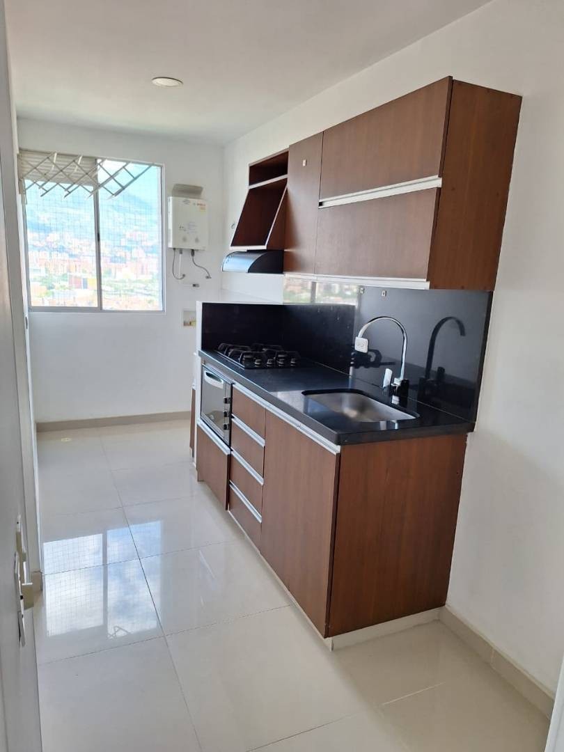 Apartamento en venta en Viviendas Del Sur, Itagüí · foto 2 de 17