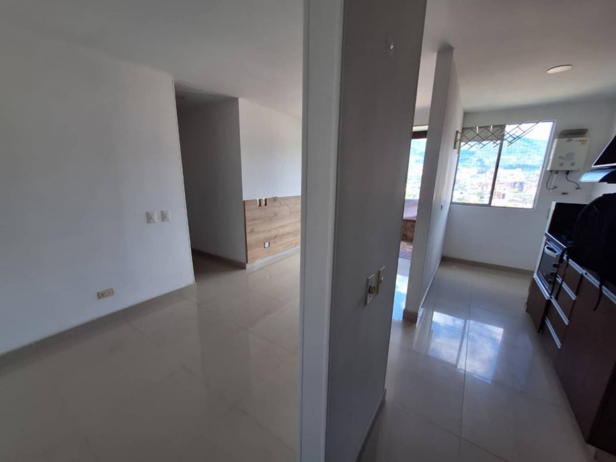 Apartamento en venta en Viviendas Del Sur, Itagüí · foto 3 de 17