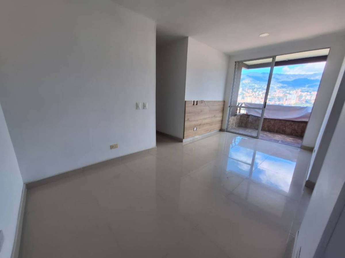 Apartamento en venta en Viviendas Del Sur, Itagüí · foto 4 de 17