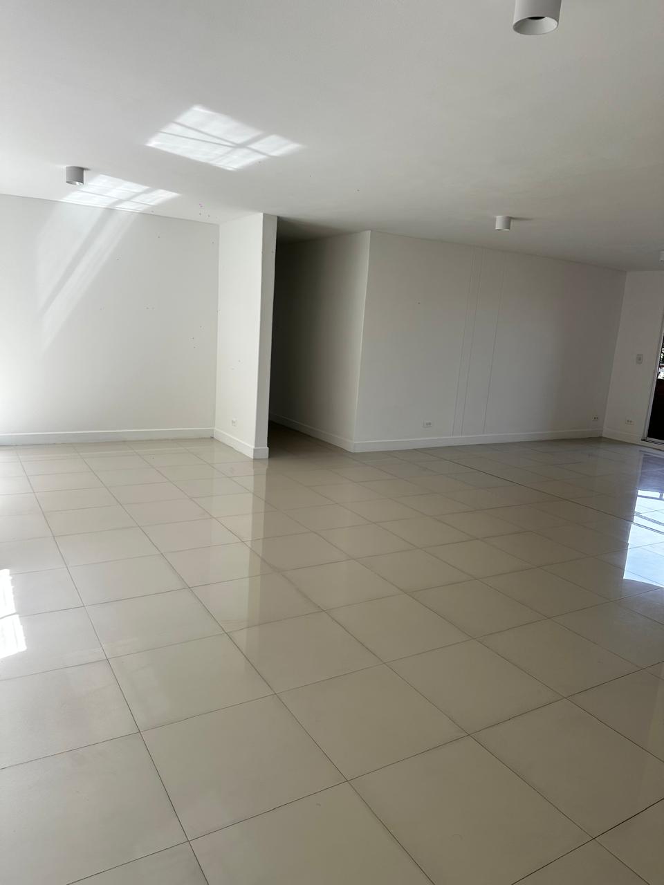 Apartamento en venta en Castropol, Medellín · foto 7 de 21