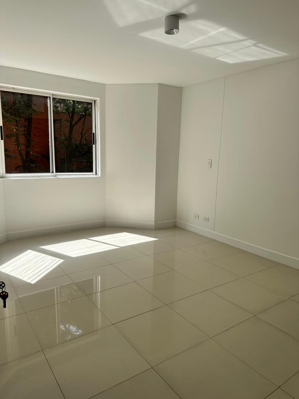Apartamento en venta en Castropol, Medellín · foto 9 de 21