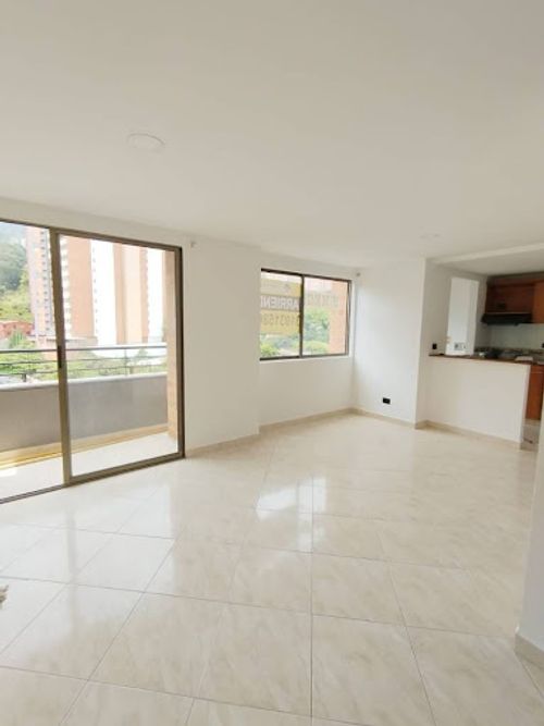 3BR Apartment in Maria Auxiliadora (73 m²) - 3
