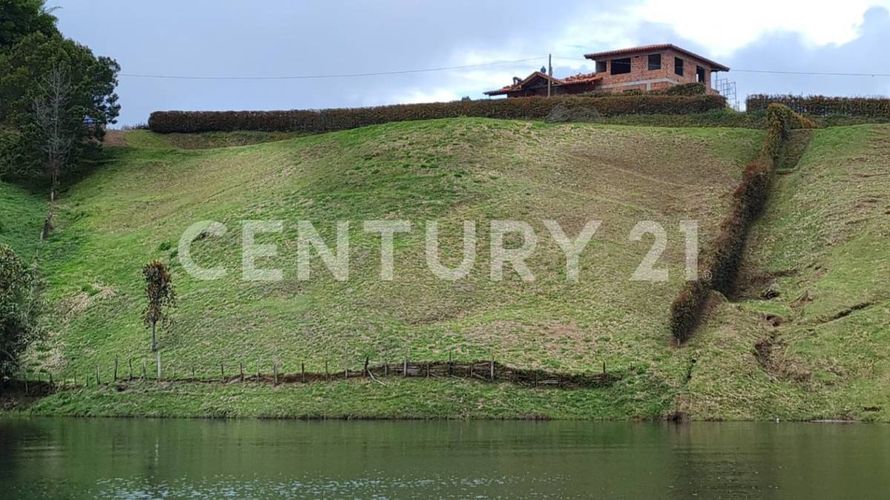 Lote en venta en Pantanillo, El Retiro, 17203 m² · foto 3 de 3