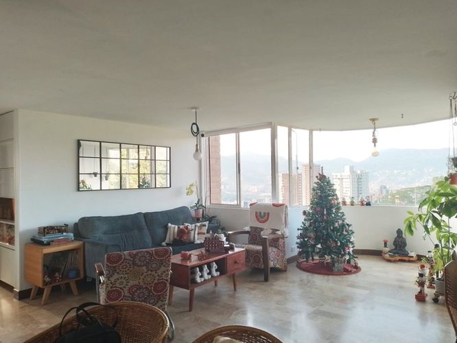 Apartamento de 3 alcobas en venta en El Poblado, Medellín, 98 m² · foto 4 de 19