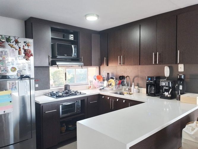 Apartamento de 3 alcobas en venta en El Poblado, Medellín, 98 m² · foto 8 de 19