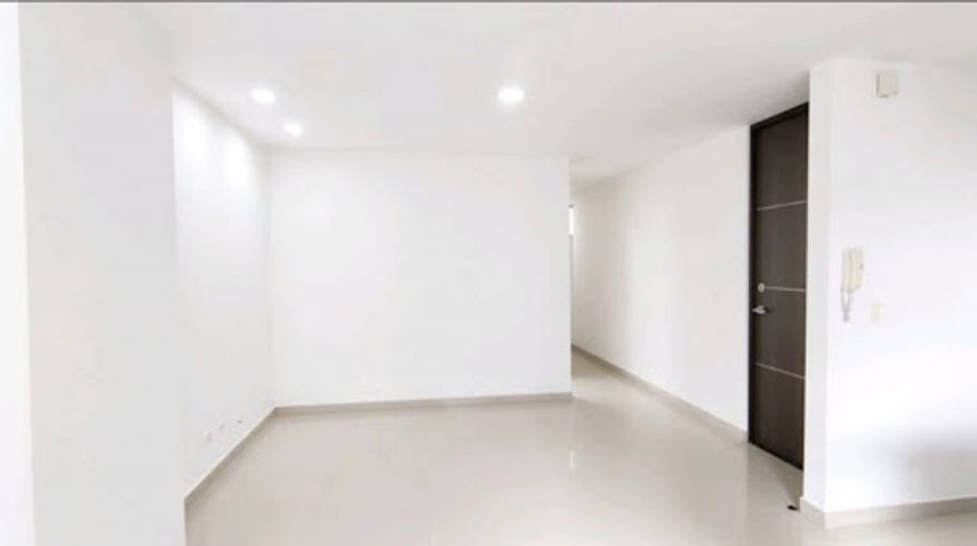 Apartamento de 4 alcobas en arriendo en Urbanizacion Bosques De La Capellania, Medellín, 100 m² · foto 4 de 9