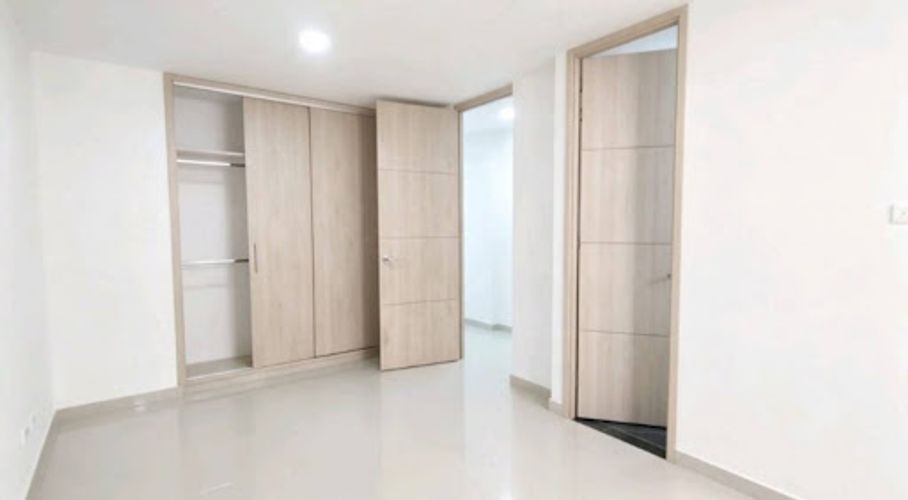 Apartamento de 4 alcobas en arriendo en Urbanizacion Bosques De La Capellania, Medellín, 100 m² · foto 5 de 9