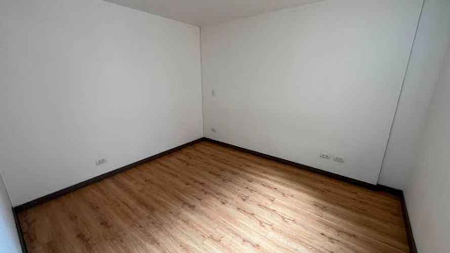 Apartamento de 2 alcobas en arriendo en Ciudad Del Río, Medellín, 82 m² · foto 12 de 16