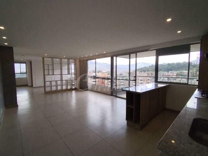 Apartamento de 2 alcobas en arriendo en Colombia, Medellín, 92 m² · foto 3 de 19