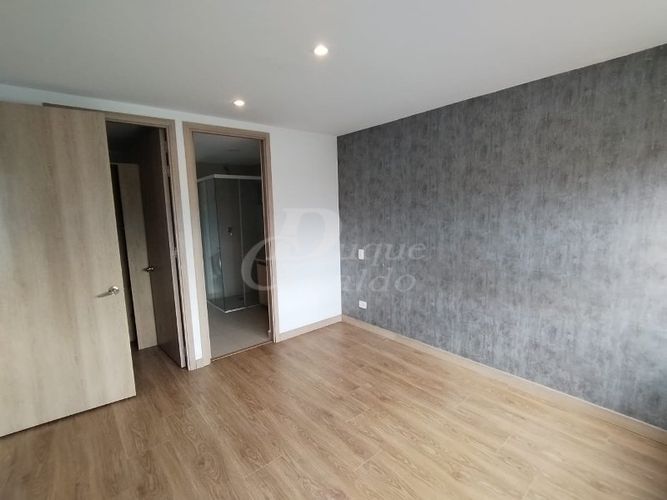 Apartamento de 2 alcobas en arriendo en Colombia, Medellín, 92 m² · foto 9 de 19