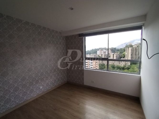 Apartamento de 2 alcobas en arriendo en Colombia, Medellín, 92 m² · foto 11 de 19
