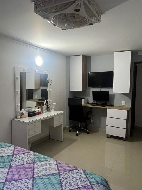 Apartamento de 4 alcobas en venta en Belén, Medellín, 117 m² · foto 17 de 19