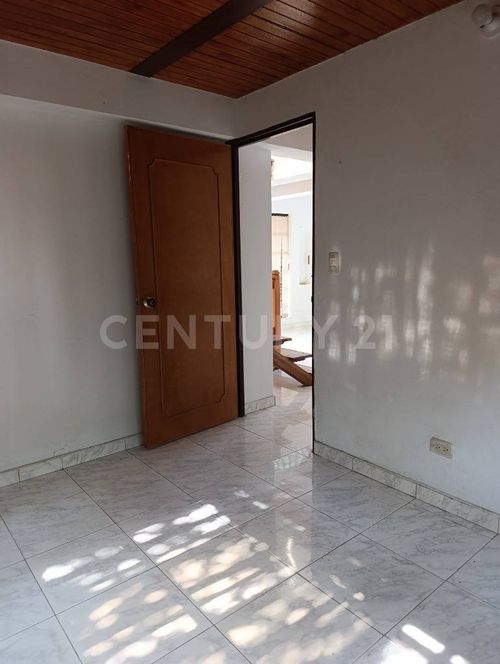 Casa de 3 alcobas en venta en Barcelona, Villavicencio, 107 m² · foto 5 de 20
