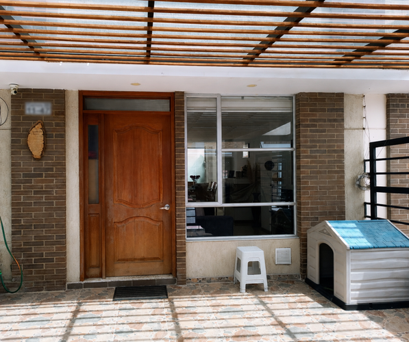 Casa de 3 alcobas en venta en Cota, 170 m² · foto 2 de 18