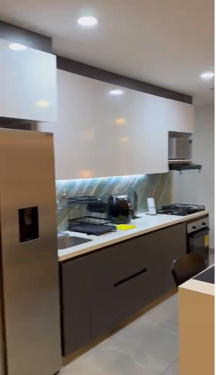 Apartamento en venta en El Portal, Envigado · foto 2 de 8