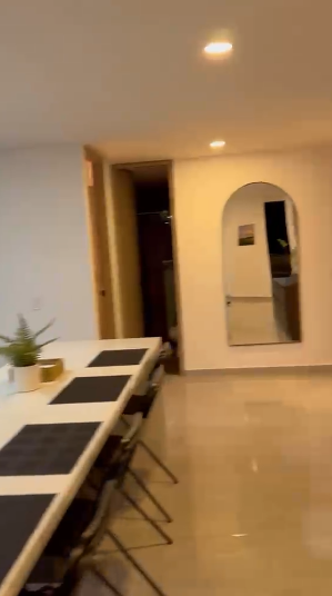 Apartamento en venta en El Portal, Envigado · foto 3 de 8