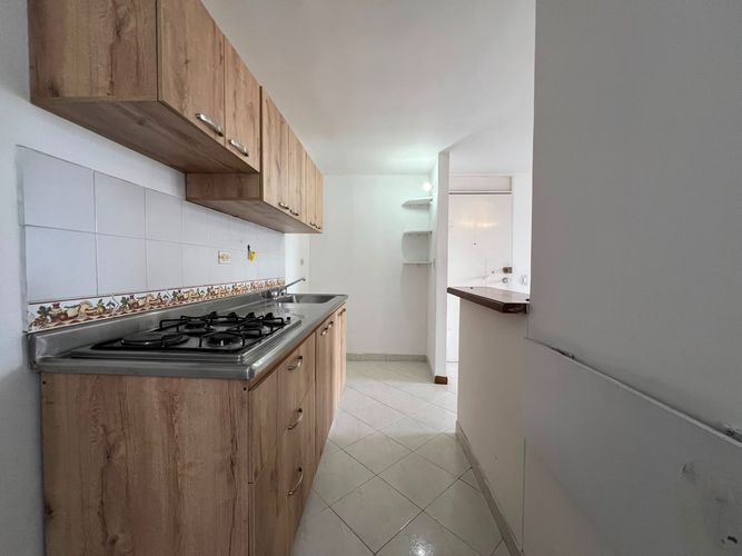 Apartamento de 3 alcobas en arriendo en El Poblado, Medellín, 69 m² · foto 5 de 15