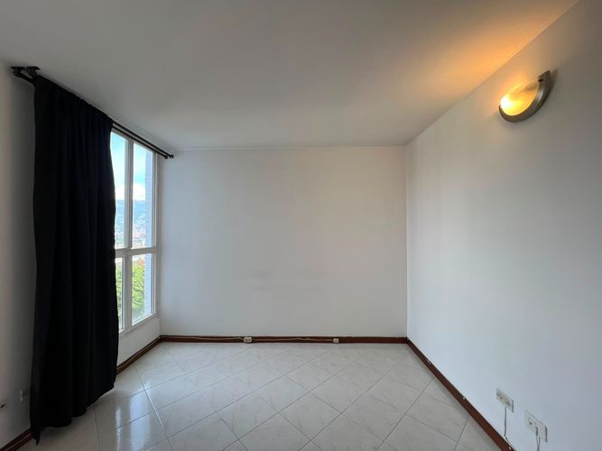 Apartamento de 3 alcobas en arriendo en El Poblado, Medellín, 69 m² · foto 8 de 15