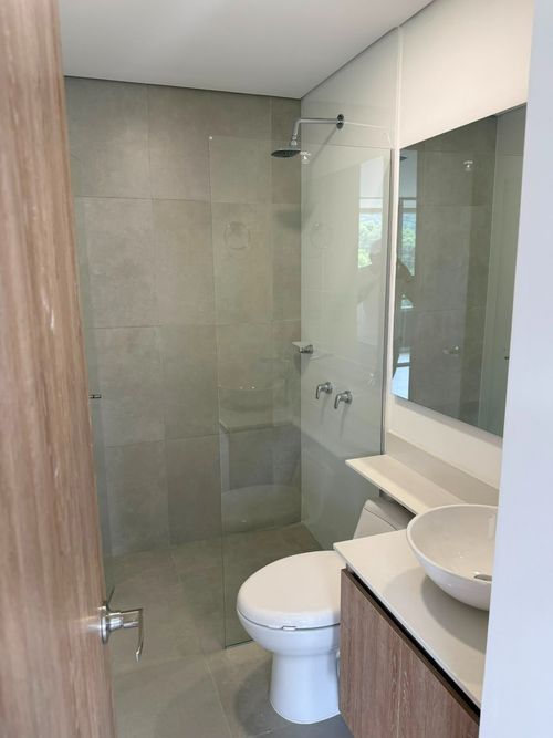Apartamento de 2 alcobas en venta en San Jose, Sabaneta, 72 m² · foto 19 de 24