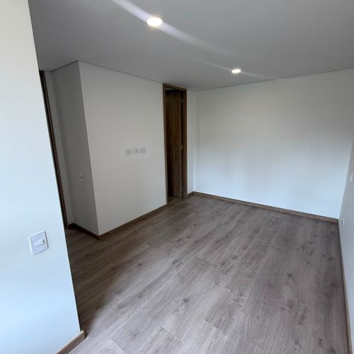 Apartamento de 2 alcobas en venta en San Jose, Sabaneta, 72 m² · foto 17 de 24