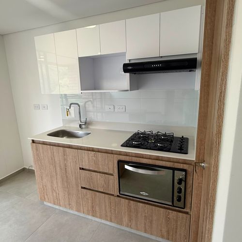 Apartamento de 2 alcobas en venta en San Jose, Sabaneta, 72 m² · foto 8 de 24