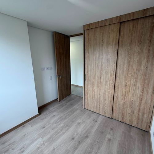 Apartamento de 2 alcobas en venta en San Jose, Sabaneta, 72 m² · foto 20 de 24