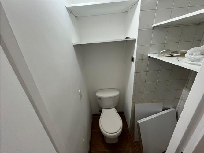 Apartamento de 2 alcobas en arriendo en Altos Del Poblado, Medellín, 101 m² · foto 12 de 14